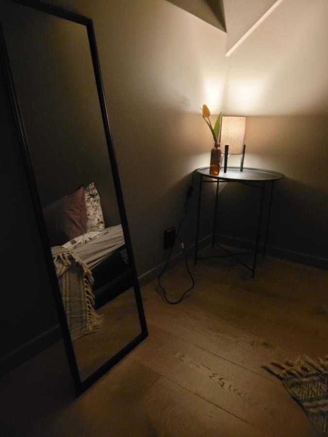 Single Elegant Room I Sentrum- Sea View Alesund Ngoại thất bức ảnh