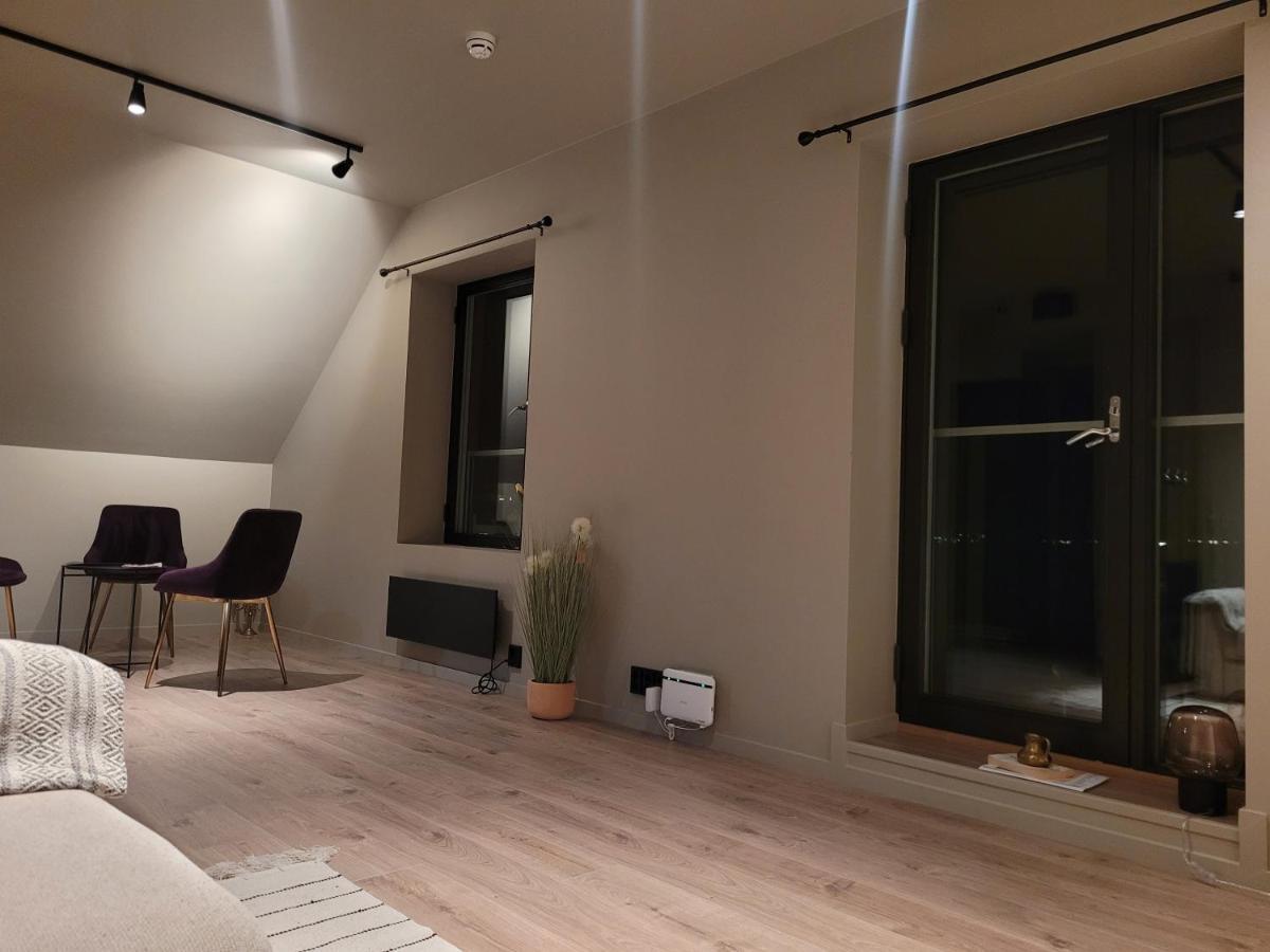 Single Elegant Room I Sentrum- Sea View Alesund Ngoại thất bức ảnh